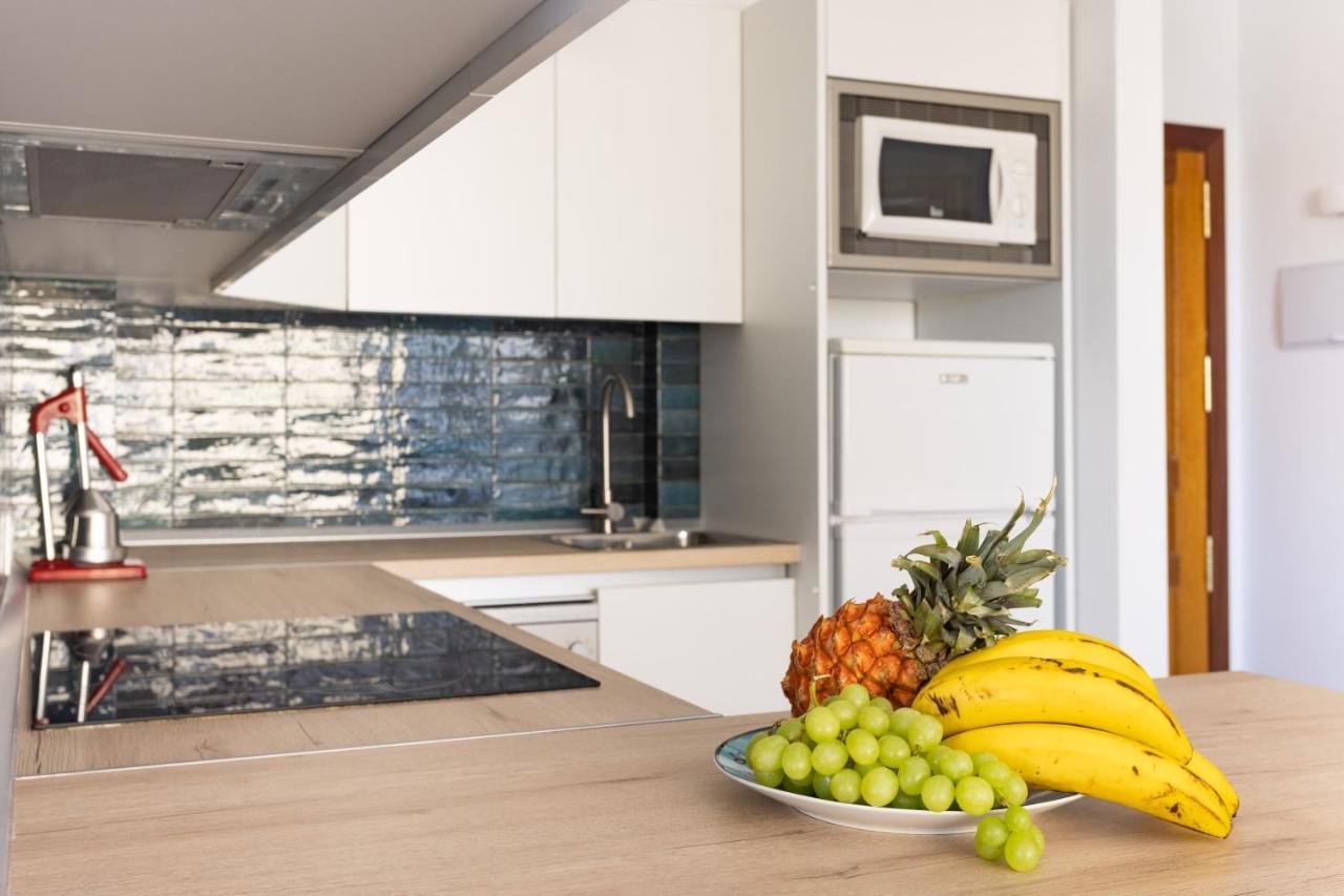 Home2Book Cozy Apartment El Medano, Wifi Екстер'єр фото