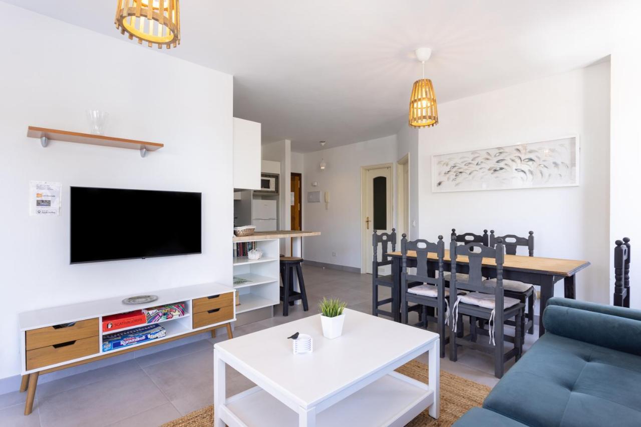 Home2Book Cozy Apartment El Medano, Wifi Екстер'єр фото